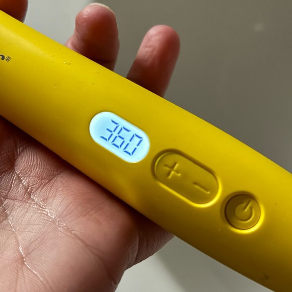 Drybar Wrap Party Wand styling curling hair tool - Picture 3 of 5